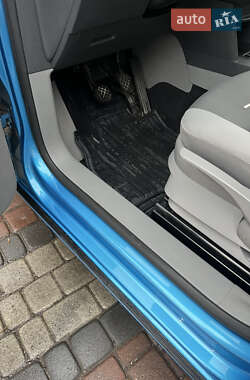 Мінівен Volkswagen Caddy 2008 в  фото 15 Мінівен Volkswagen Caddy 2008 в