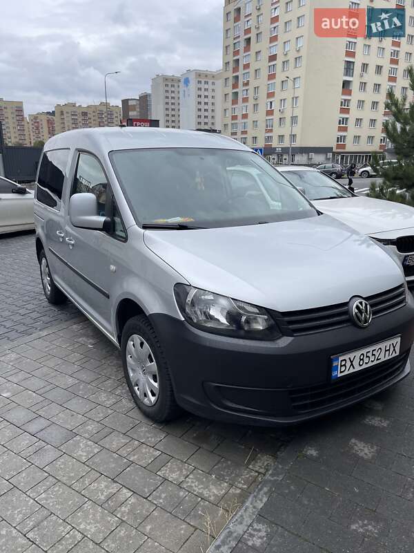 Volkswagen Caddy 2011