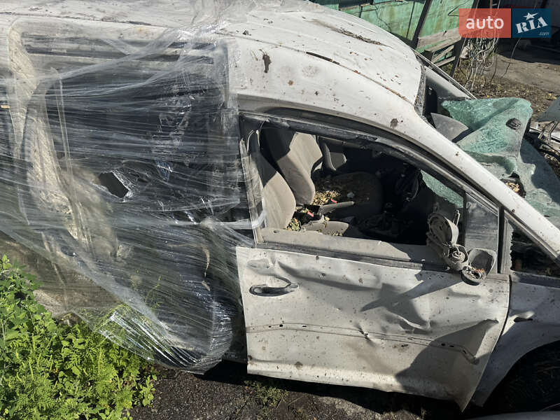 Мінівен Volkswagen Caddy 2008 в Києві