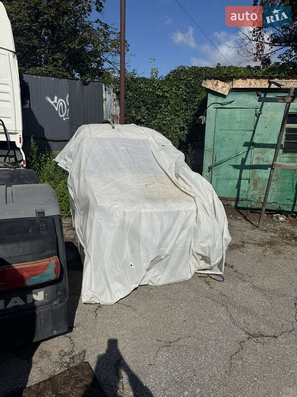 Мінівен Volkswagen Caddy 2008 в Києві