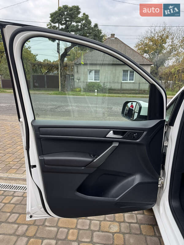 Мінівен Volkswagen Caddy 2017 в Сваляві фото 26 Мінівен Volkswagen Caddy 2017 в Сваляві