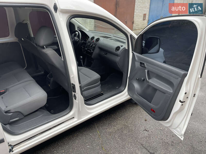 Мінівен Volkswagen Caddy 2015 в Тернополі фото 15 Мінівен Volkswagen Caddy 2015 в Тернополі