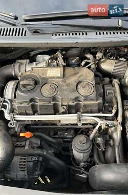 Мінівен Volkswagen Caddy 2010 в  фото 10 Мінівен Volkswagen Caddy 2010 в