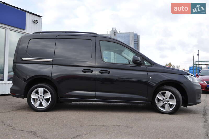 Грузовой фургон Volkswagen Caddy 2021 в Киеве