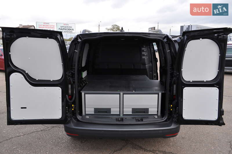 Грузовой фургон Volkswagen Caddy 2021 в Киеве