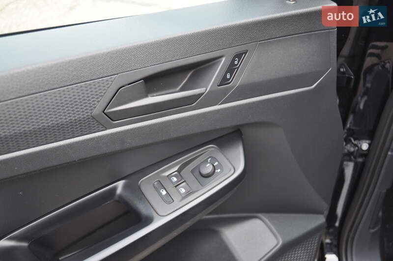 Грузовой фургон Volkswagen Caddy 2021 в Киеве