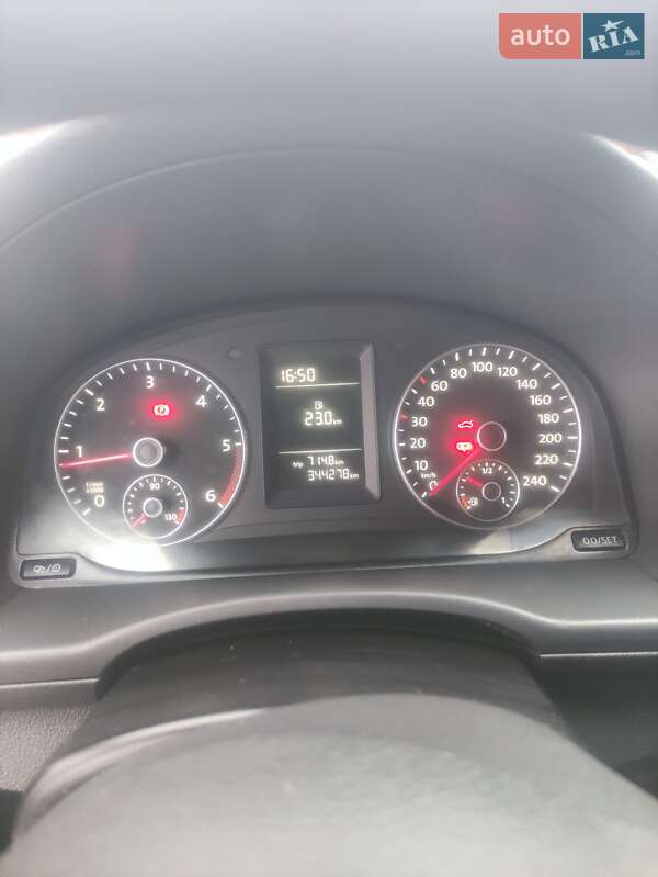 Мінівен Volkswagen Caddy 2012 в Миронівці