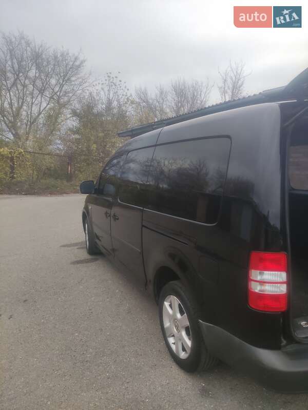 Мінівен Volkswagen Caddy 2012 в Миронівці