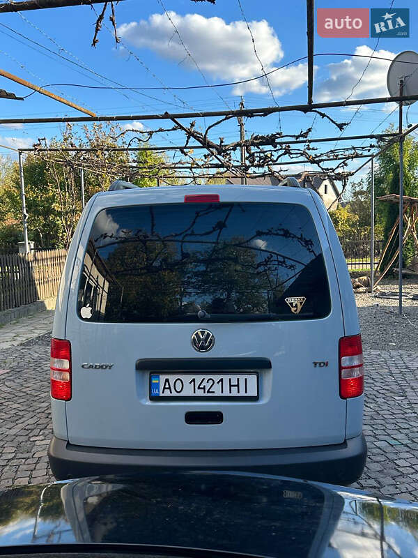 Мінівен Volkswagen Caddy 2012 в Іршаві