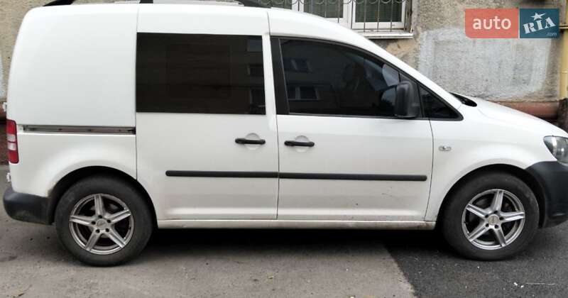 Минивэн Volkswagen Caddy 2012 в Ровно