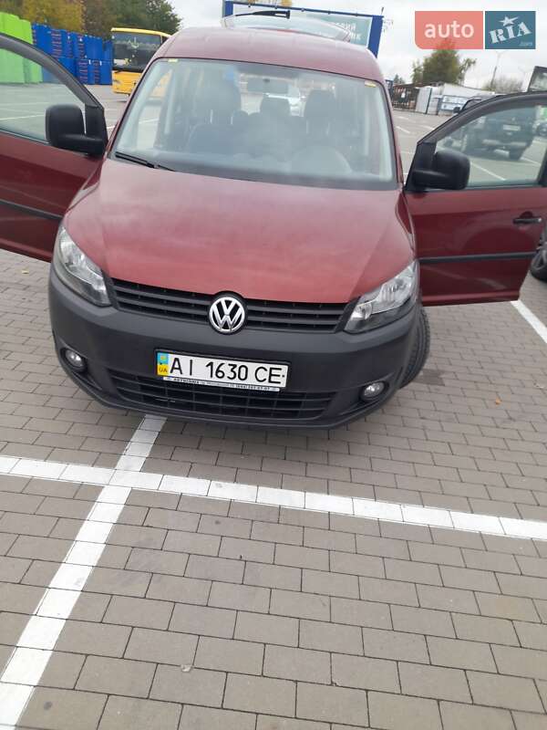 Мінівен Volkswagen Caddy 2011 в Рокитному