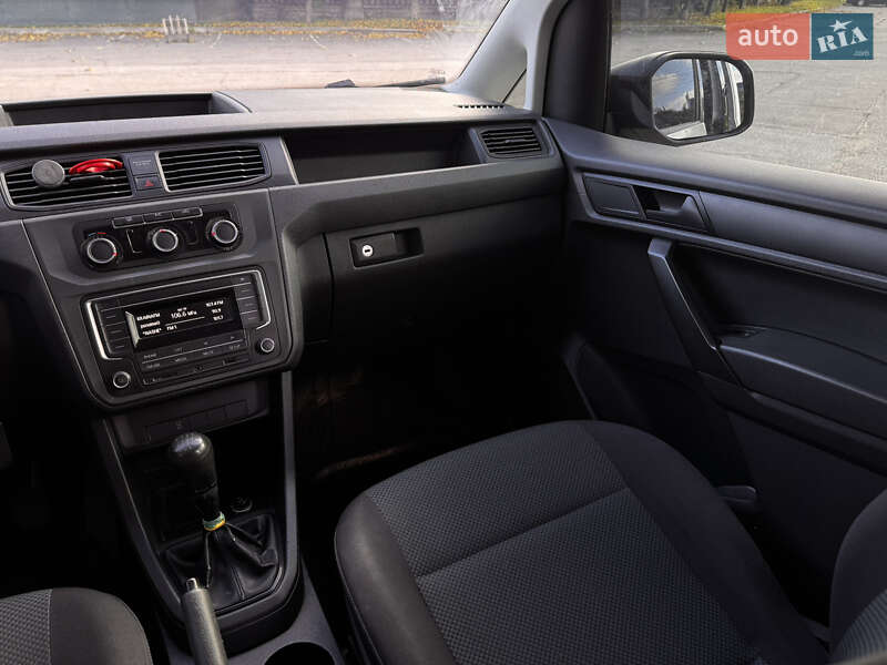 Минивэн Volkswagen Caddy 2017 в Умани