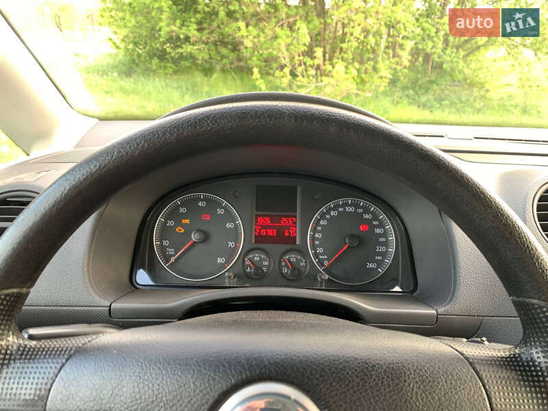 Мінівен Volkswagen Caddy 2005 в Первомайську