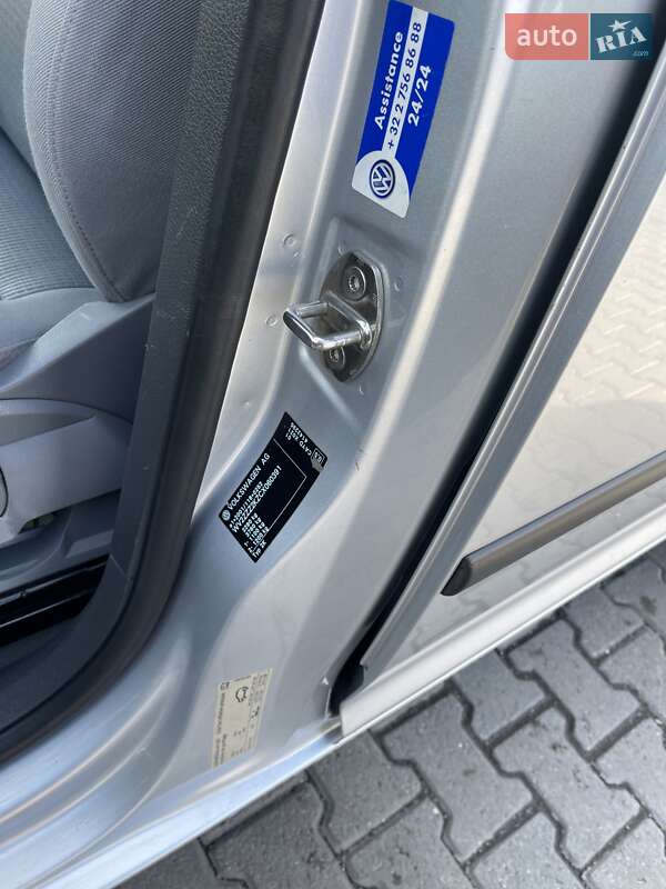 Минивэн Volkswagen Caddy 2011 в Хмельницком