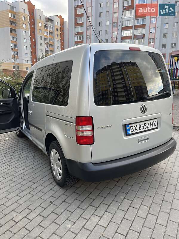 Минивэн Volkswagen Caddy 2011 в Хмельницком