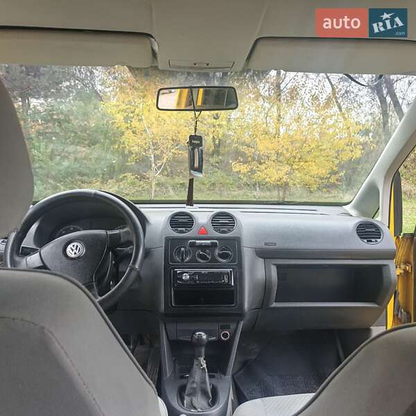 Минивэн Volkswagen Caddy 2006 в Киеве фото 2 Минивэн Volkswagen Caddy 2006 в Киеве