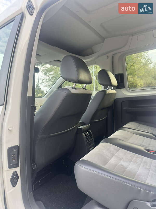 Минивэн Volkswagen Caddy 2013 в Львове