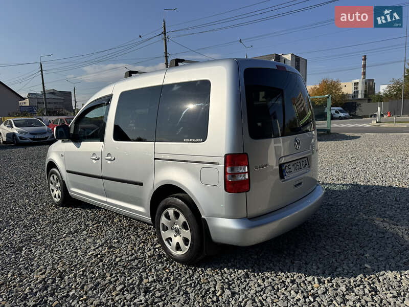 Мінівен Volkswagen Caddy 2010 в Чернівцях фото 3 Мінівен Volkswagen Caddy 2010 в Чернівцях