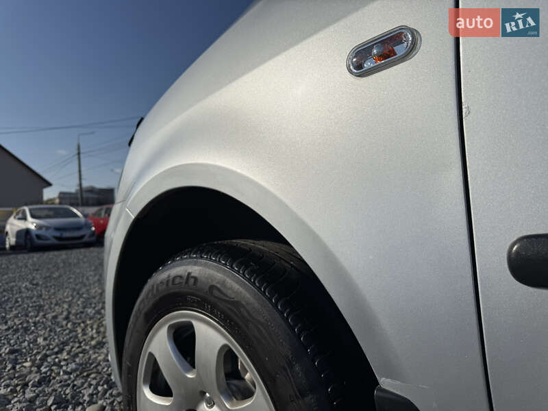 Мінівен Volkswagen Caddy 2010 в Чернівцях фото 21 Мінівен Volkswagen Caddy 2010 в Чернівцях