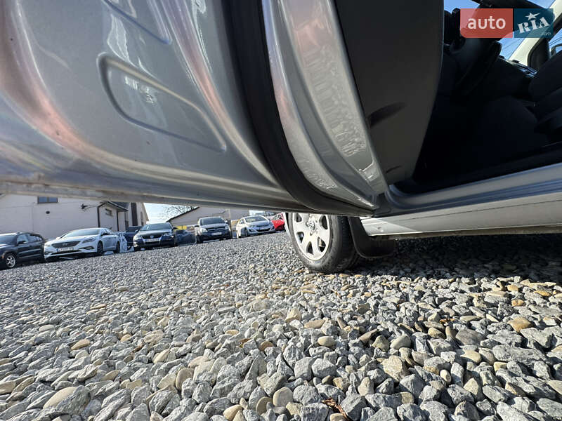 Мінівен Volkswagen Caddy 2010 в Чернівцях фото 24 Мінівен Volkswagen Caddy 2010 в Чернівцях