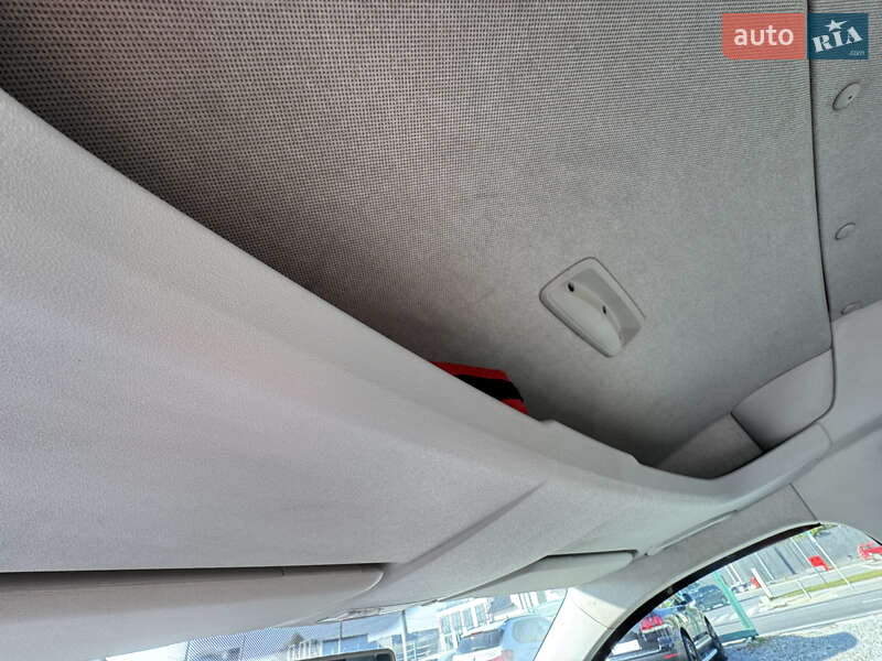 Мінівен Volkswagen Caddy 2010 в Чернівцях фото 31 Мінівен Volkswagen Caddy 2010 в Чернівцях