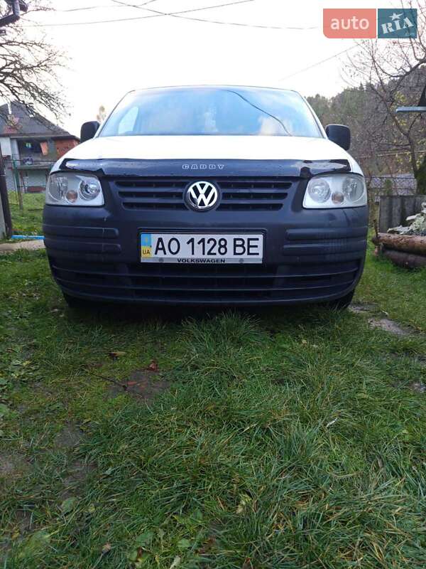 Минивэн Volkswagen Caddy 2008 в Воловце