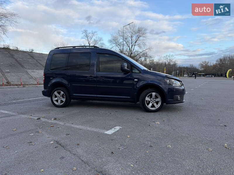 Минивэн Volkswagen Caddy 2014 в Киеве фото 2 Минивэн Volkswagen Caddy 2014 в Киеве
