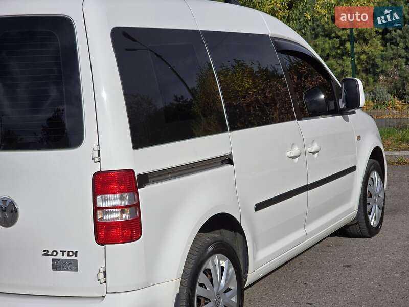 Минивэн Volkswagen Caddy 2014 в Хмельницком