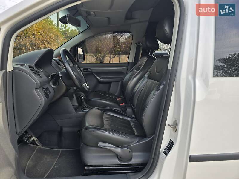 Минивэн Volkswagen Caddy 2014 в Хмельницком