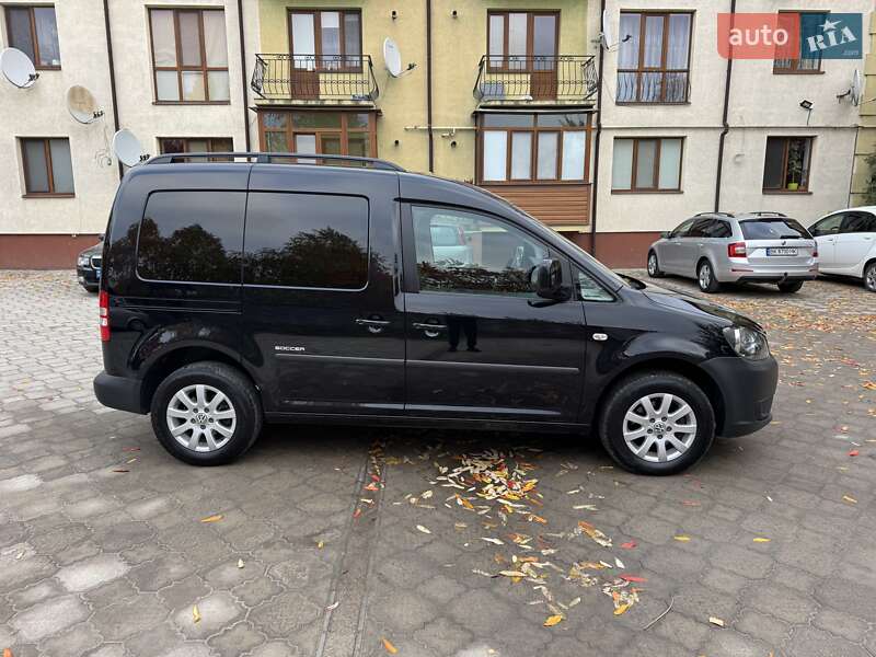Мінівен Volkswagen Caddy 2014 в Рівному