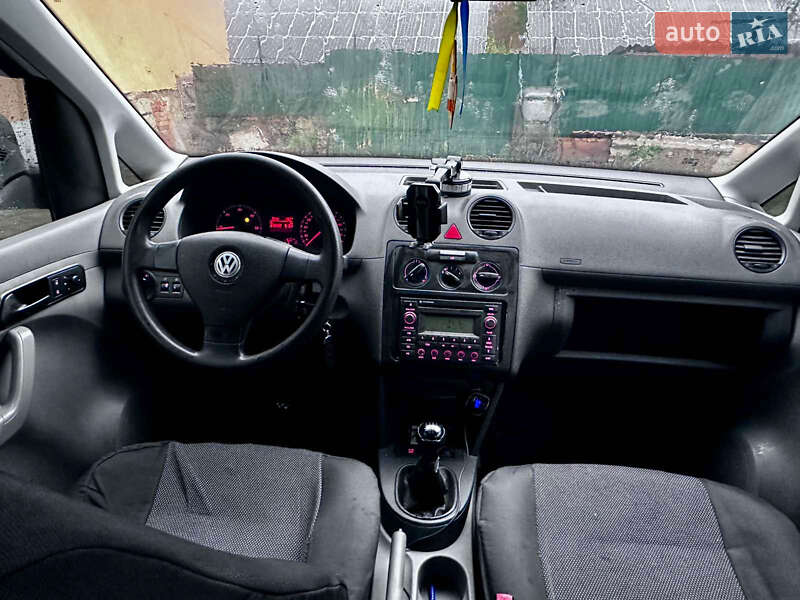 Минивэн Volkswagen Caddy 2008 в Тячеве фото 9 Минивэн Volkswagen Caddy 2008 в Тячеве