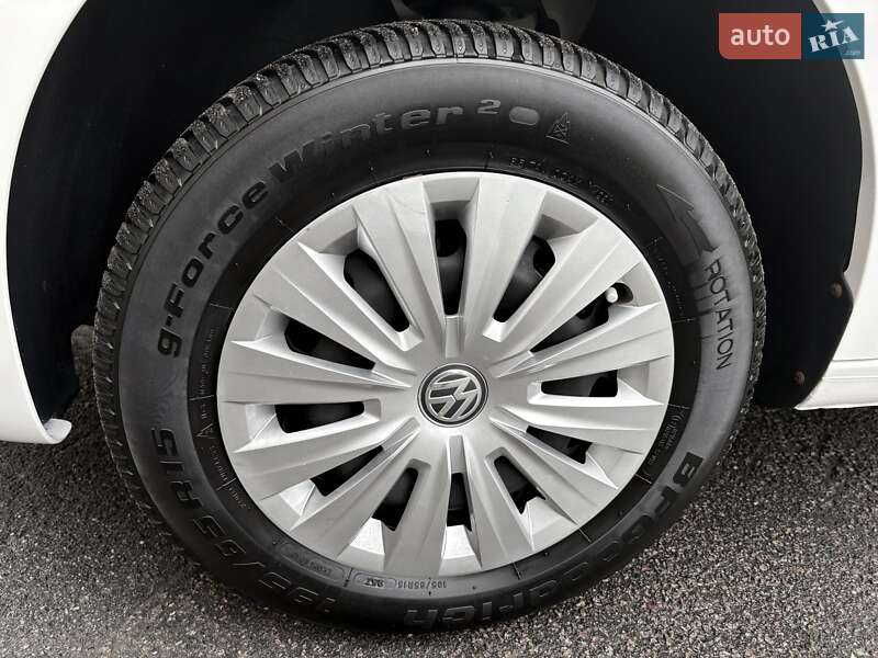 Минивэн Volkswagen Caddy 2015 в Киеве фото 11 Минивэн Volkswagen Caddy 2015 в Киеве