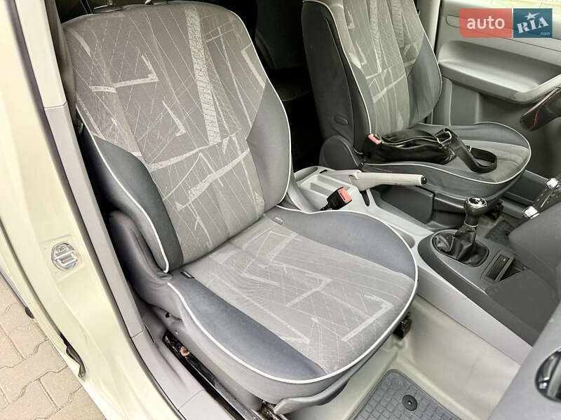 Минивэн Volkswagen Caddy 2007 в Тернополе