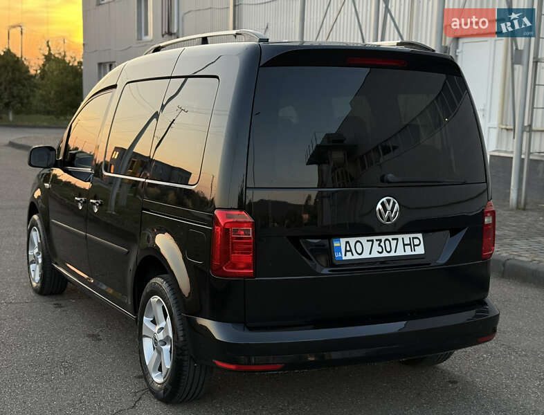 Минивэн Volkswagen Caddy 2016 в Виноградове фото 4 Минивэн Volkswagen Caddy 2016 в Виноградове