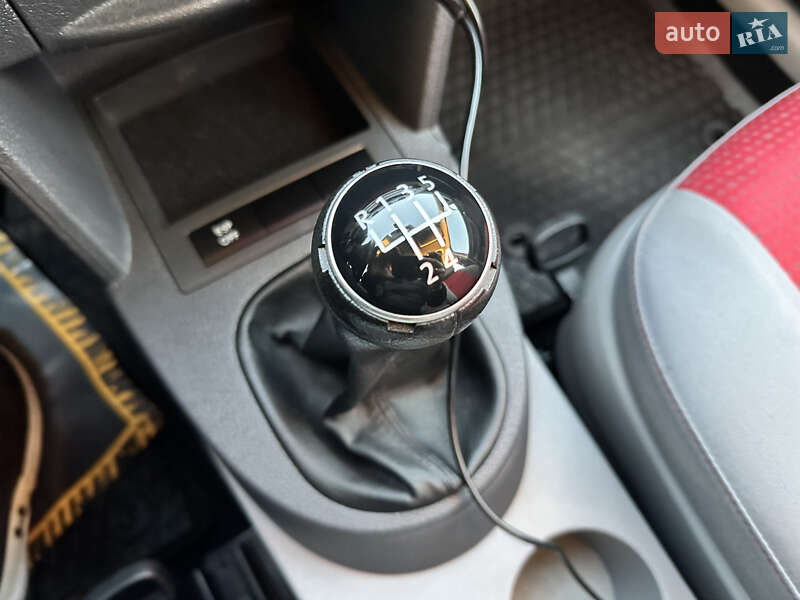 Мінівен Volkswagen Caddy 2008 в Вінниці