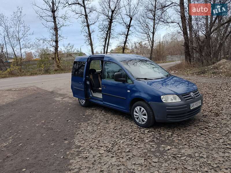 Мінівен Volkswagen Caddy 2007 в Києві