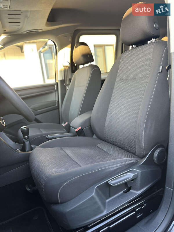 Минивэн Volkswagen Caddy 2015 в Луцке фото 50 Минивэн Volkswagen Caddy 2015 в Луцке