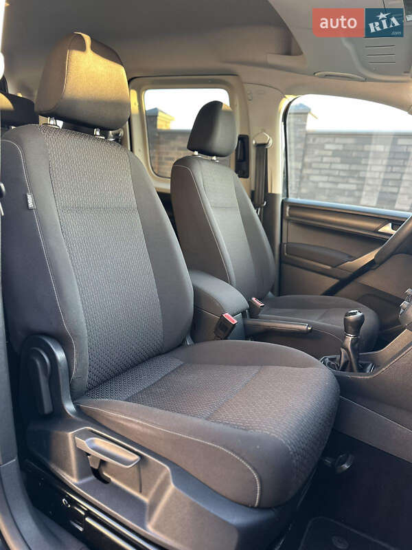 Минивэн Volkswagen Caddy 2015 в Луцке фото 51 Минивэн Volkswagen Caddy 2015 в Луцке