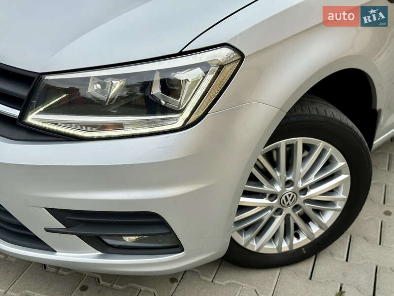 Мінівен Volkswagen Caddy 2020 в Ужгороді