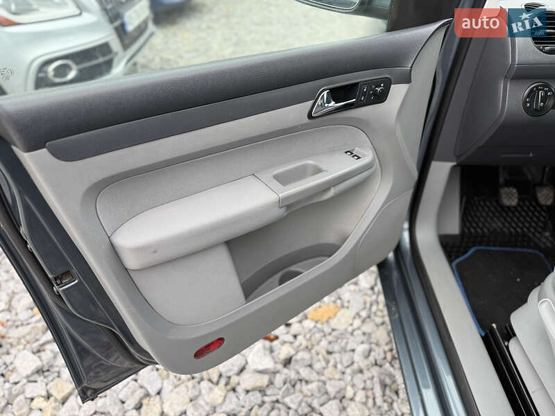 Минивэн Volkswagen Caddy 2009 в Виннице фото 25 Минивэн Volkswagen Caddy 2009 в Виннице