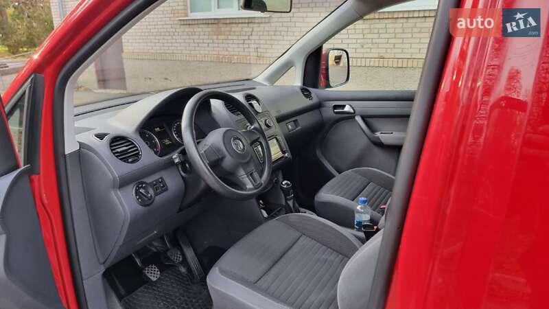 Минивэн Volkswagen Caddy 2014 в Киеве фото 18 Минивэн Volkswagen Caddy 2014 в Киеве