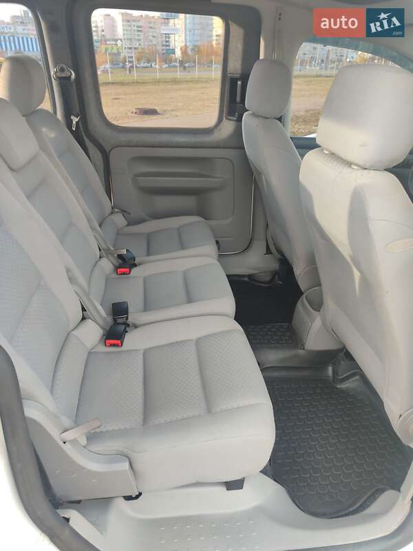 Минивэн Volkswagen Caddy 2006 в Киеве фото 12 Минивэн Volkswagen Caddy 2006 в Киеве