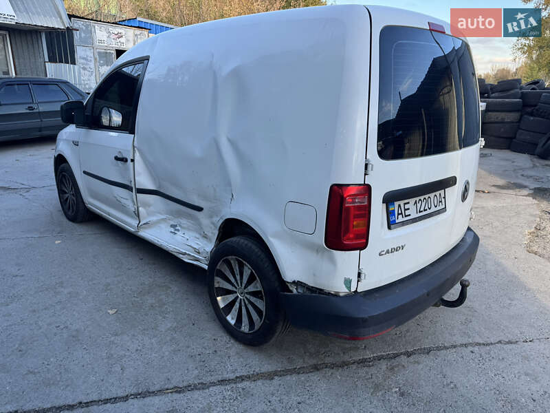 Грузовой фургон Volkswagen Caddy 2016 в Днепре