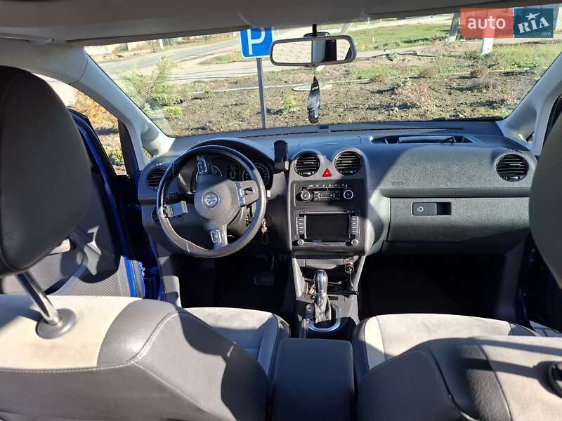 Мінівен Volkswagen Caddy 2015 в Іллінцях