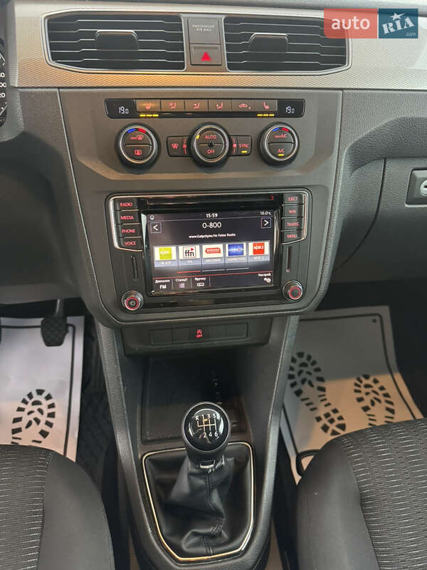 Мінівен Volkswagen Caddy 2017 в Львові