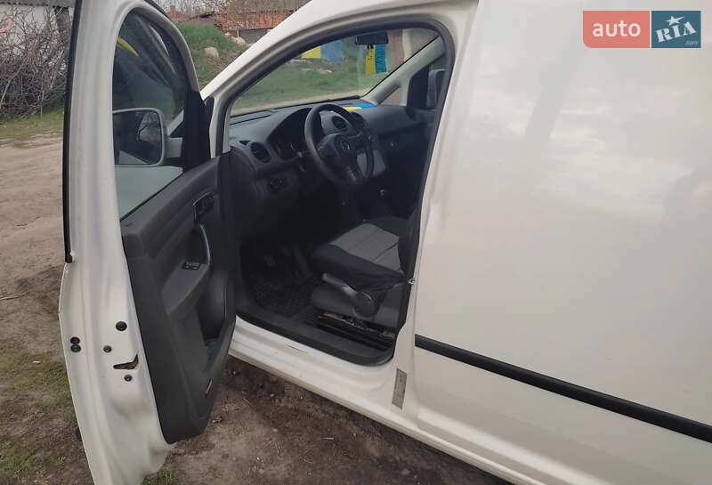 Грузовой фургон Volkswagen Caddy 2010 в Харькове фото 5 Грузовой фургон Volkswagen Caddy 2010 в Харькове