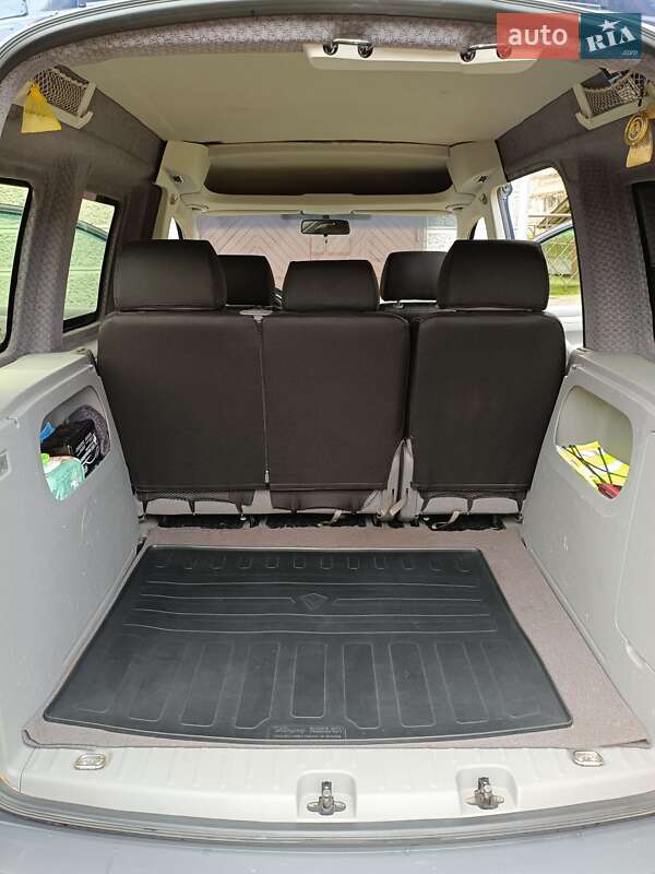 Мінівен Volkswagen Caddy 2007 в Львові фото 13 Мінівен Volkswagen Caddy 2007 в Львові