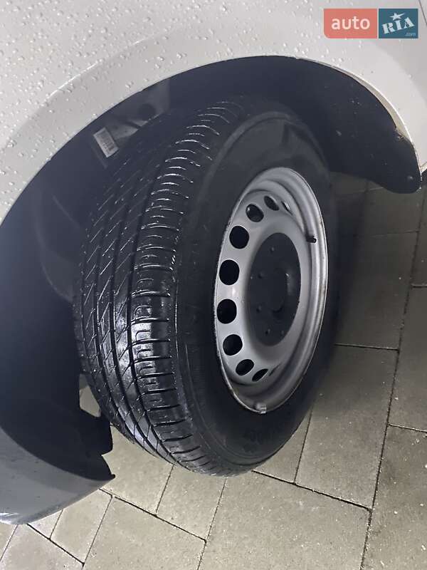 Вантажний фургон Volkswagen Caddy 2019 в Києві