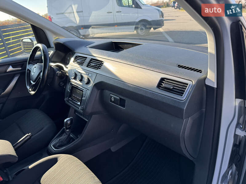 Мінівен Volkswagen Caddy 2016 в Мукачевому