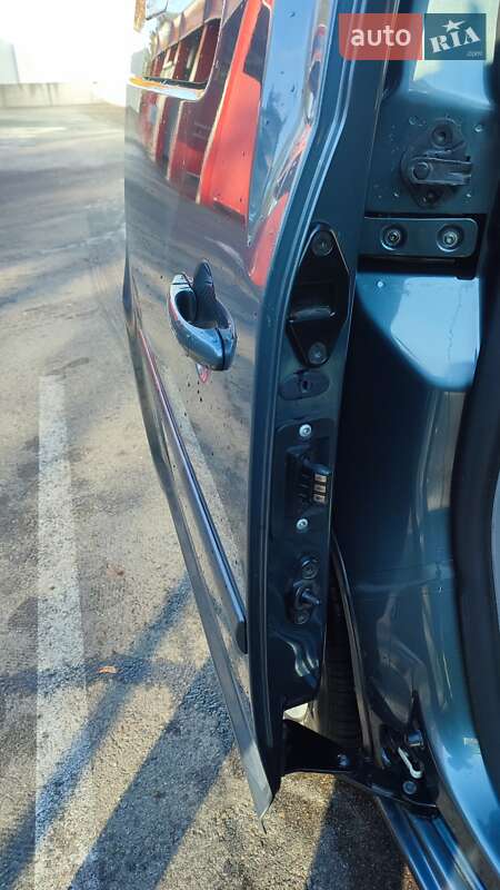 Мінівен Volkswagen Caddy 2010 в Харкові